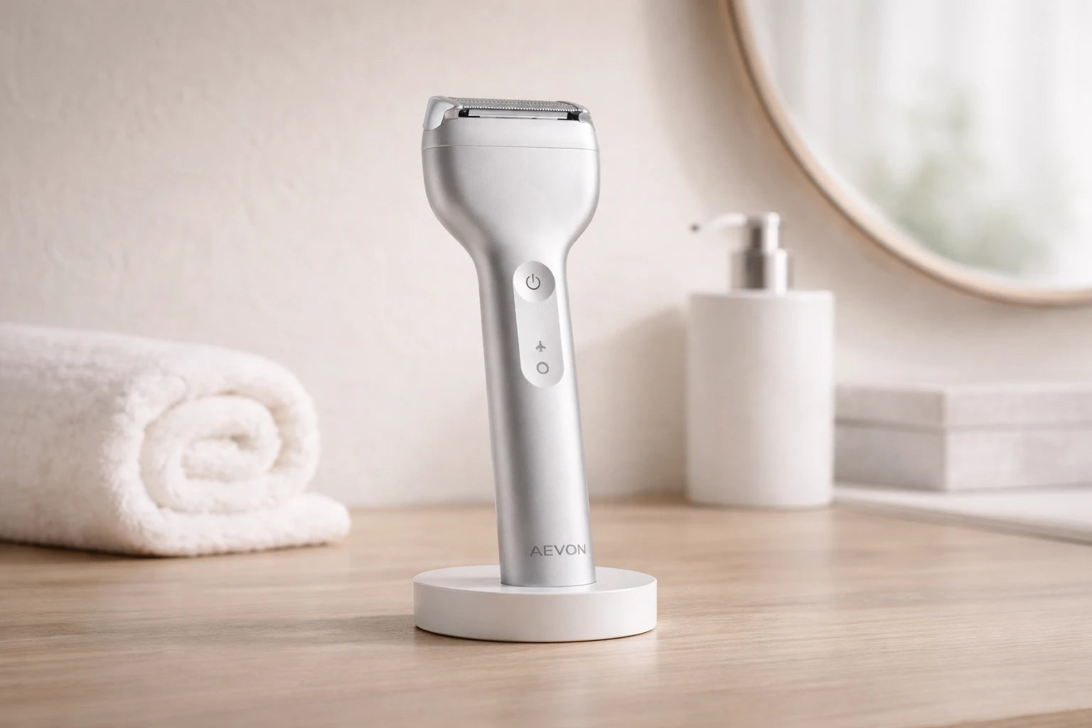 Describes the appearance of the image